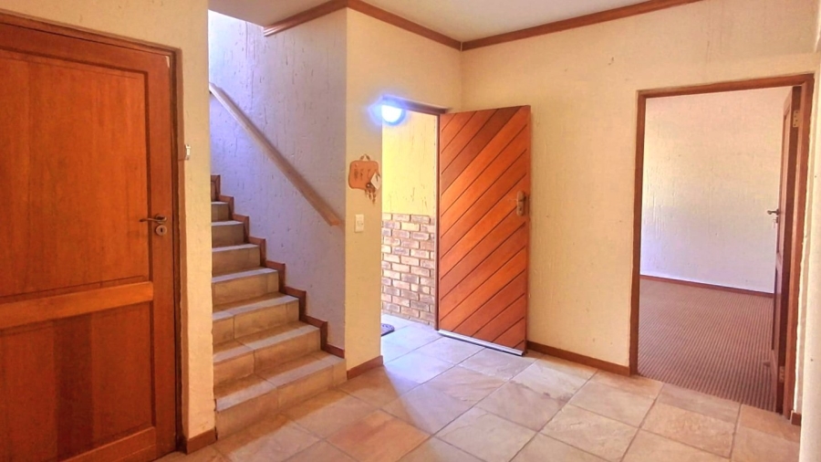 4 Bedroom Property for Sale in Boschenvaal River Front Lodges Free State
